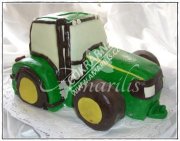 Traktor č.196 jahody se šlehačkou světlý